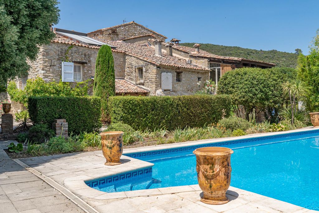 Property photo 1 of 24 Image