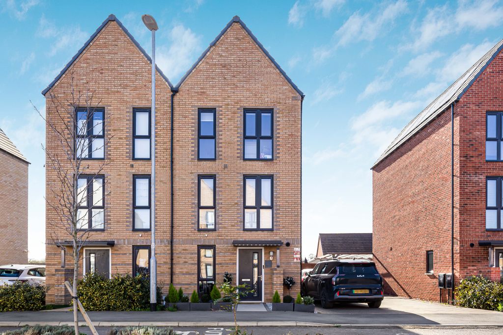 Property photo 1 of 28 776793