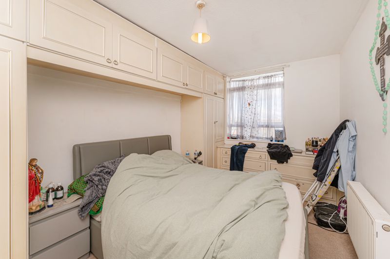 Property photo 3 of 17 Photo 5