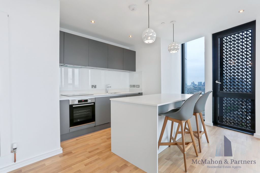 Property photo 3 of 21