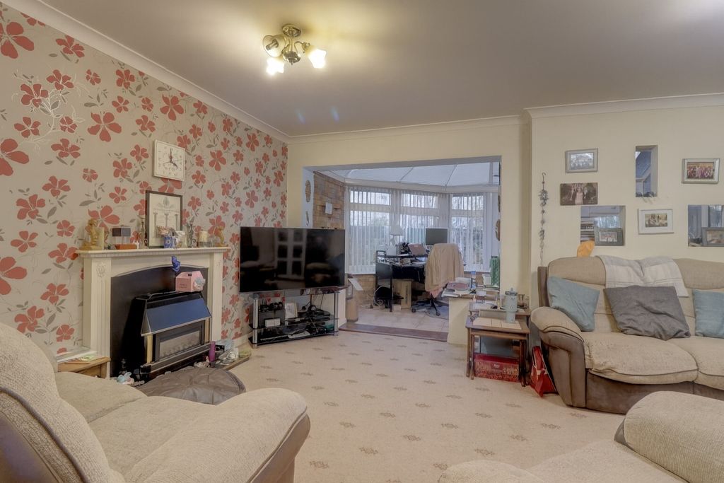 Property photo 3 of 14 Picture No. 26