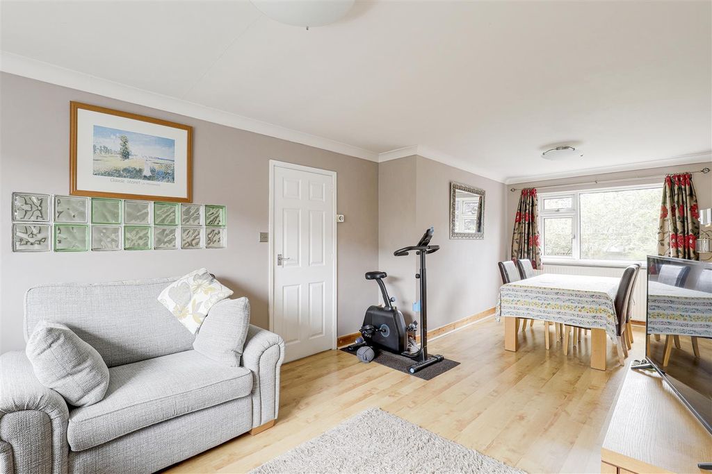 Property photo 3 of 21 4150.Jpg