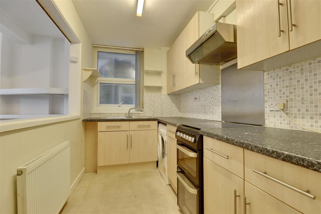 Property photo 1 of 10 6D07D212-8Ddd-4485-Bbff-Ab6Fafb707F0_1_201_A.Jpeg