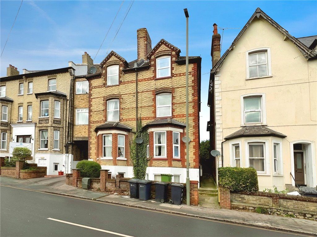 Property photo 1 of 6 External