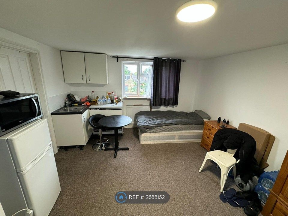 Property photo 2 of 3