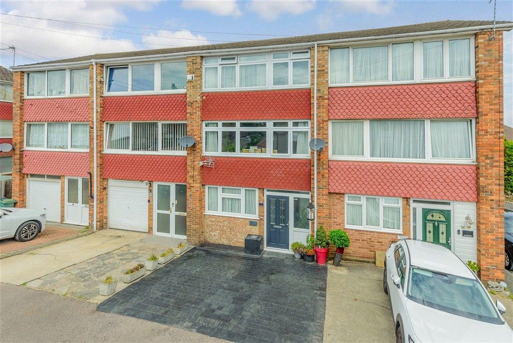 Property photo 1 of 10 External W