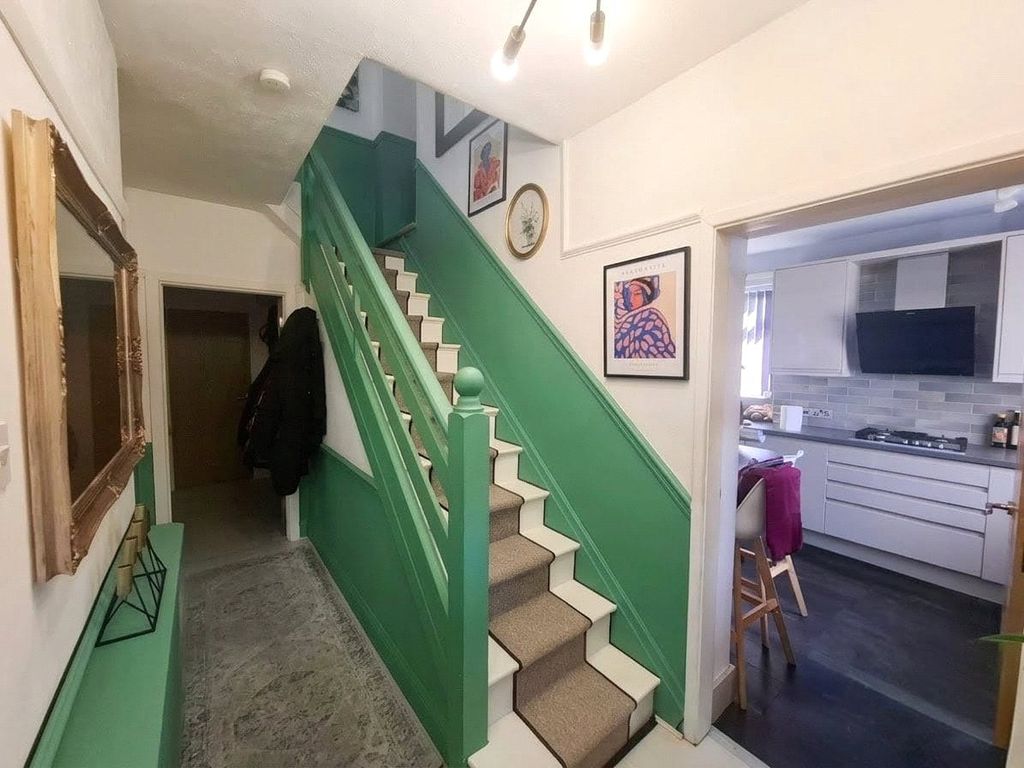 Property photo 2 of 16 Hall