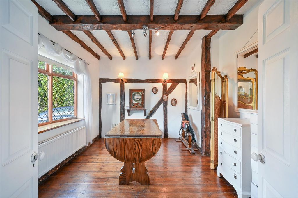Additional image 6 of 6 bed detached house for saleLongdown Lane North, Epsom KT17