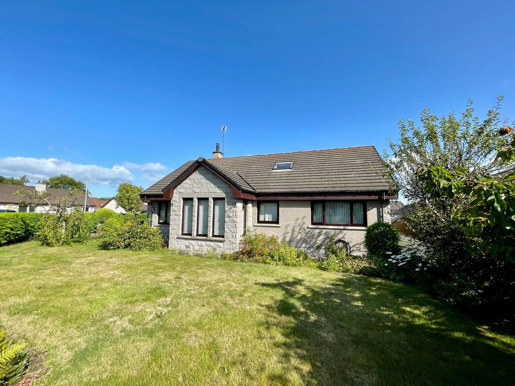 Property photo 1 of 25