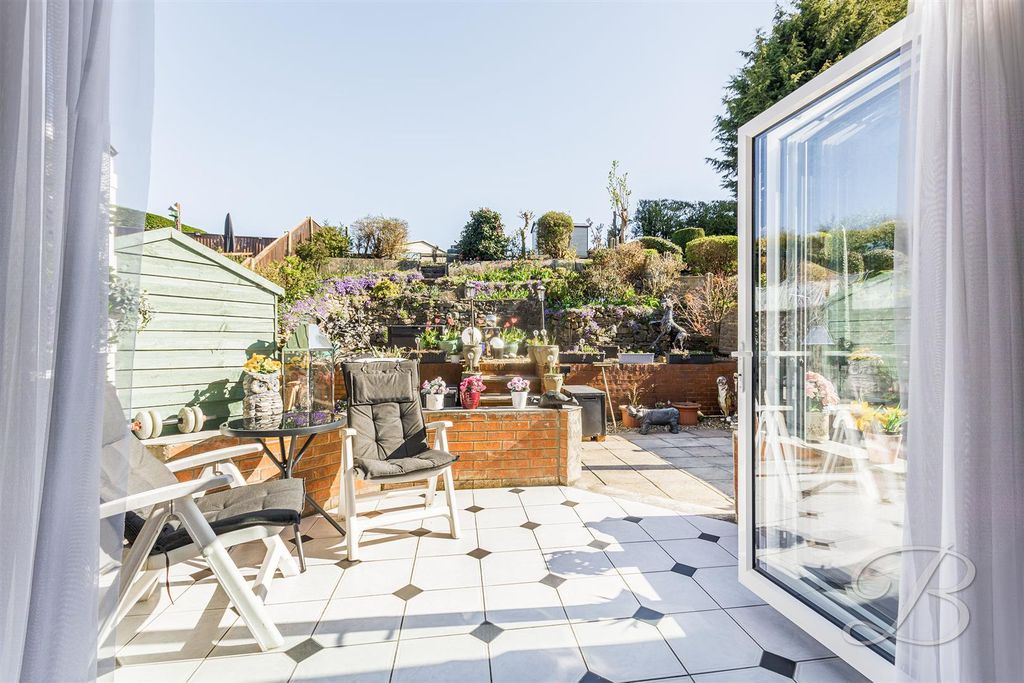 Property photo 2 of 17 Ccltd12.Jpg