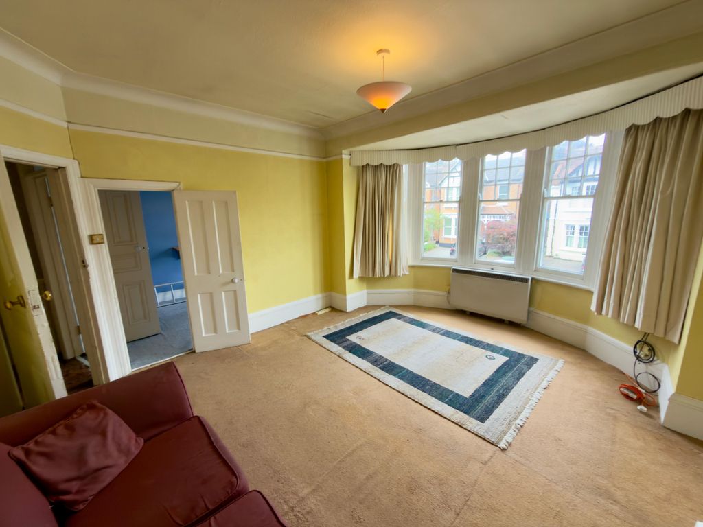 Property photo 3 of 14