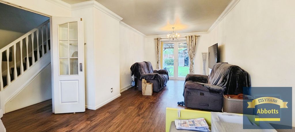 Property photo 2 of 13