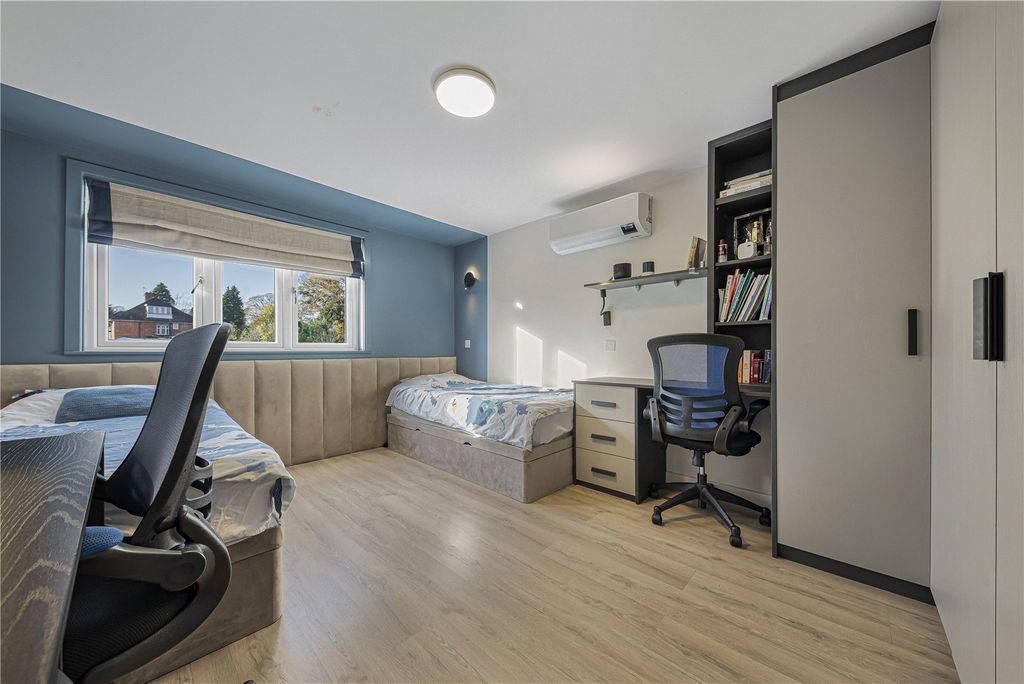 Additional image 20 of 4 bed bungalow for saleBrackendene, Dartford, Kent DA2