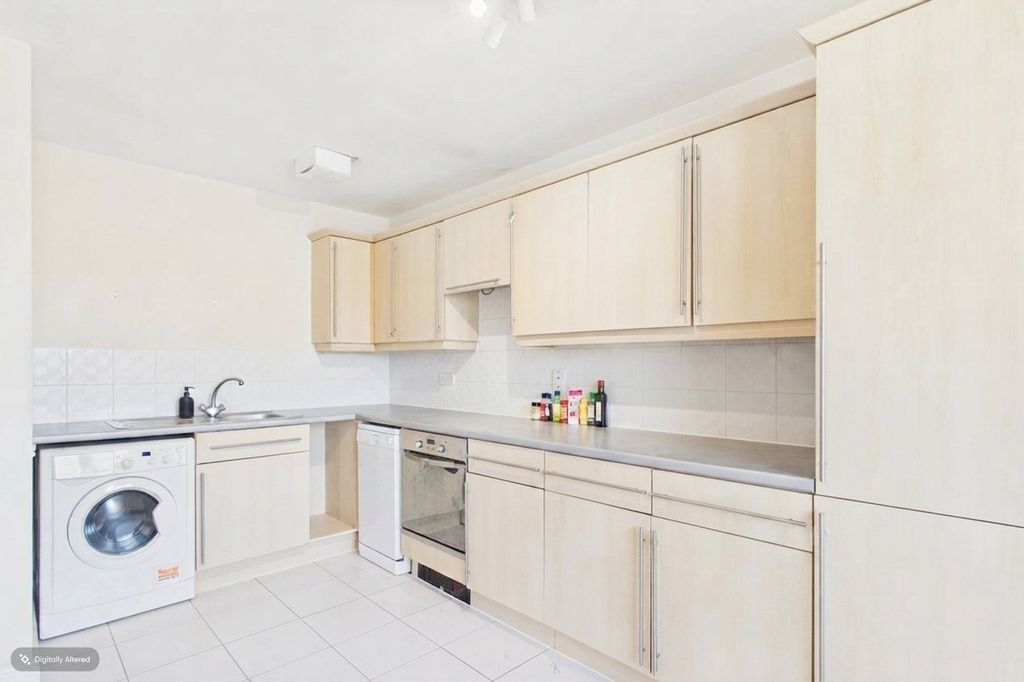 Property photo 3 of 6 Picture No. 05
