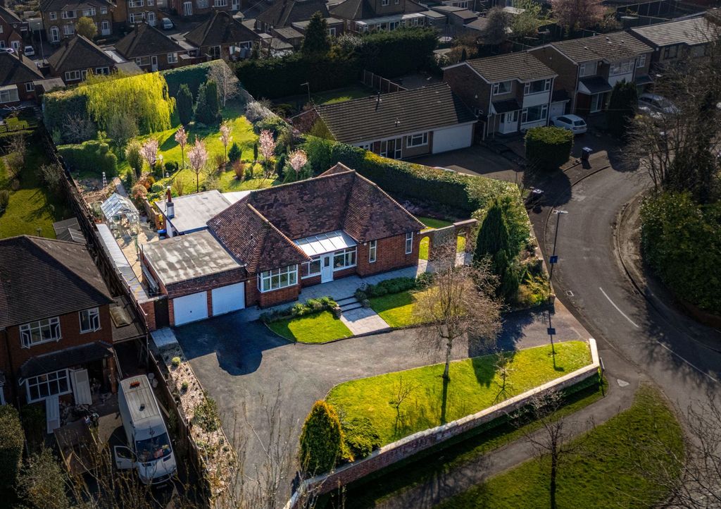 Property photo 2 of 26