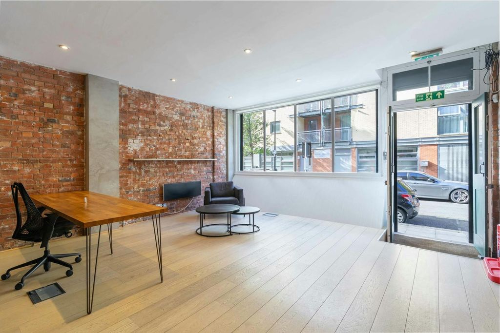 Property photo 2 of 22 5-Durham-Yard-Unit-6-E2-Bethnal-Green-London-Fields-Office-Studio-To-Let-Internal22-Dominion.London.Jpg