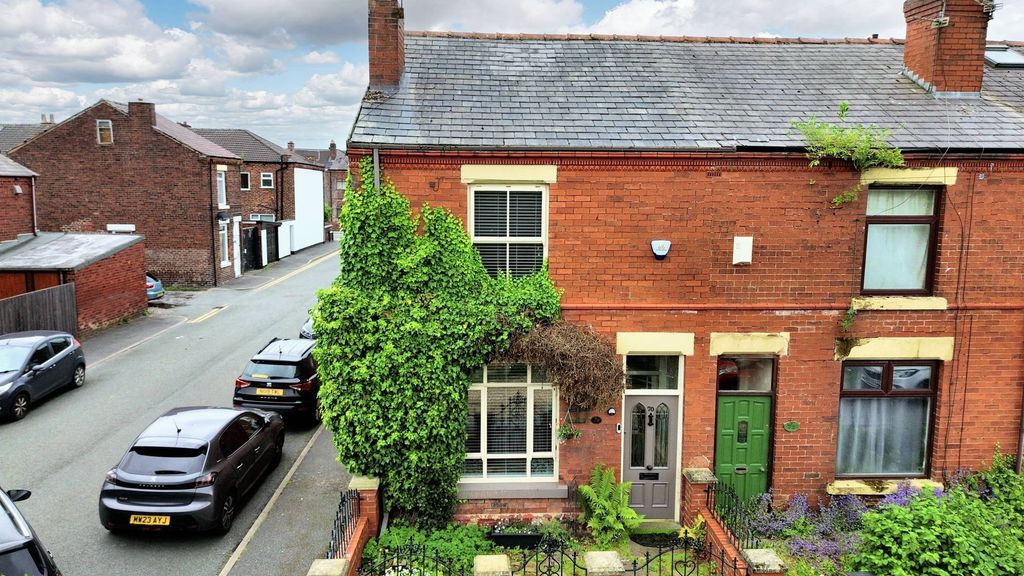 Property photo 1 of 28