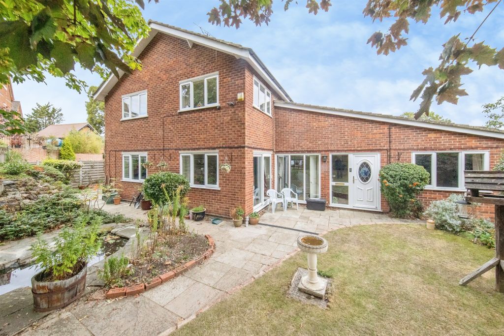Property photo 1 of 23