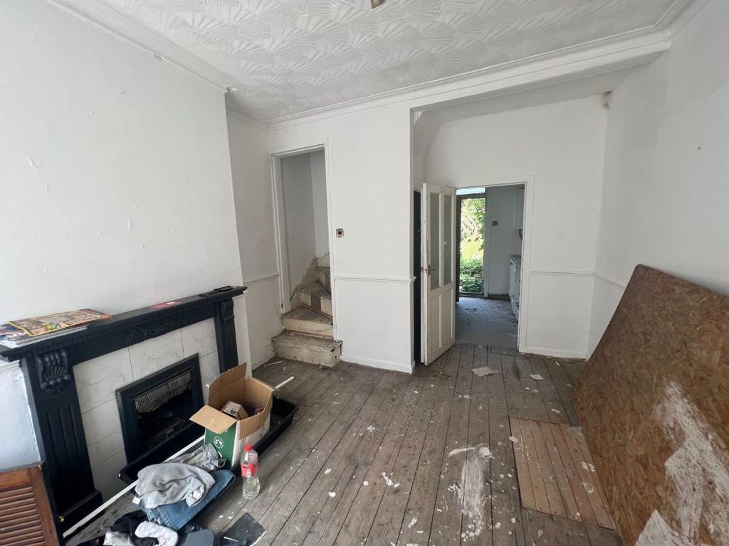 Property photo 3 of 10 Image 3