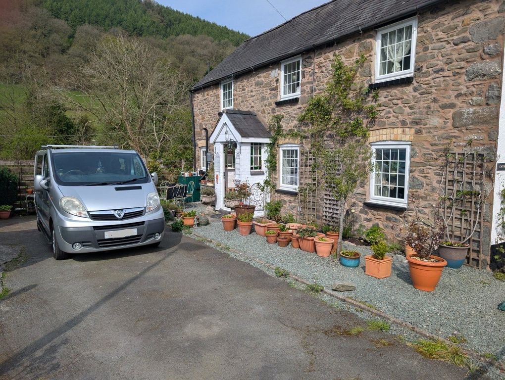 Property photo 1 of 28 Picture No. 03