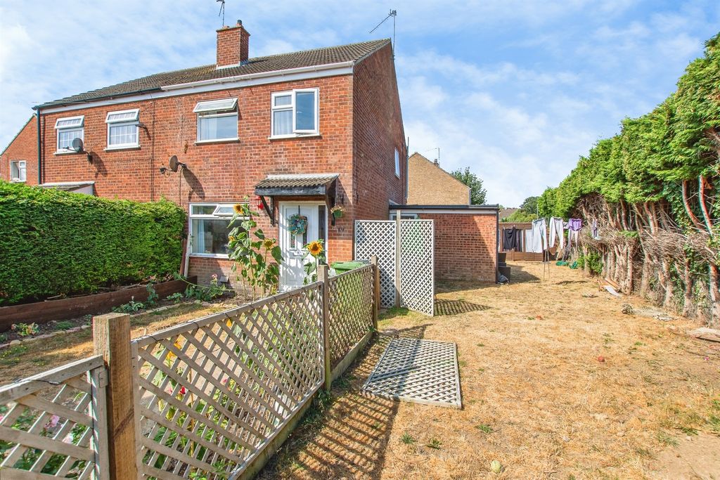 Property photo 1 of 18