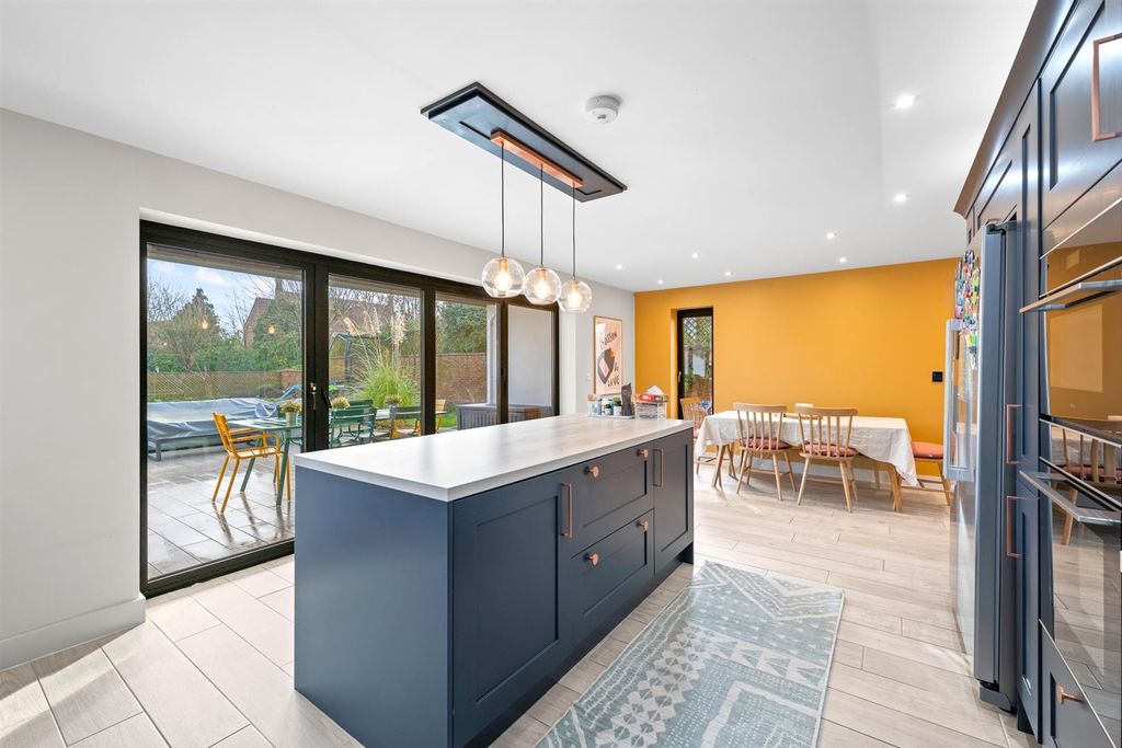 Property photo 2 of 26 Larch House-08.Jpg