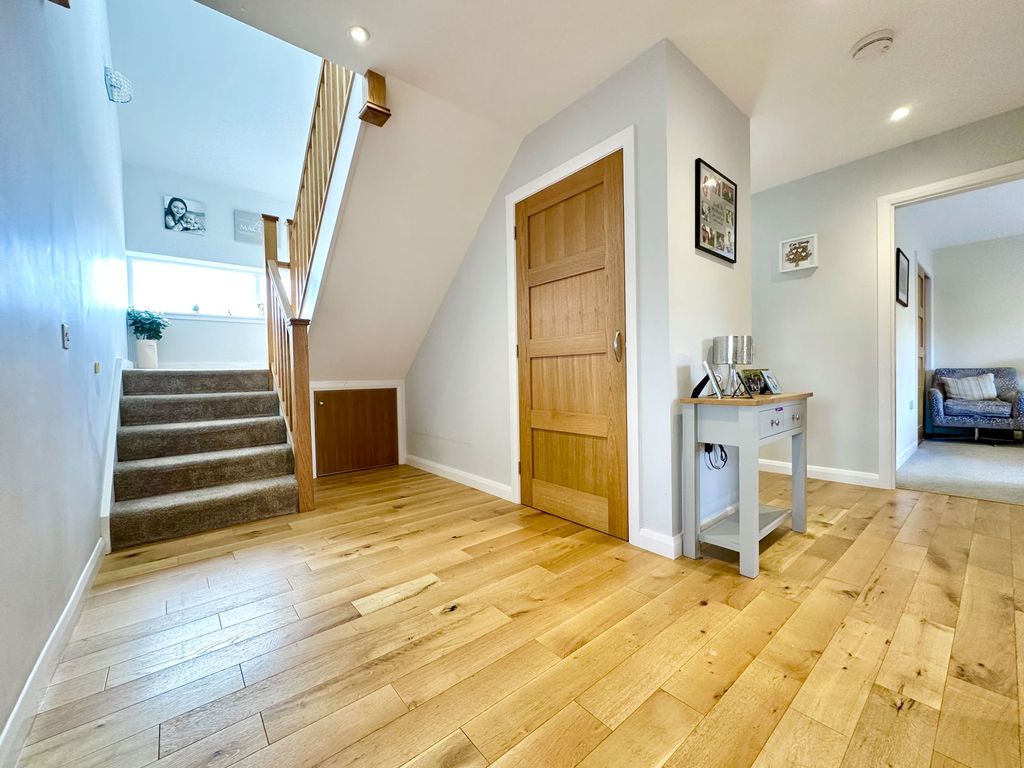 Property photo 2 of 49