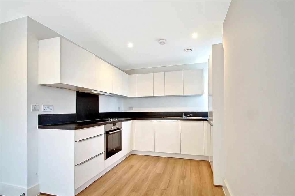 Property photo 1 of 11 Picture No. 13