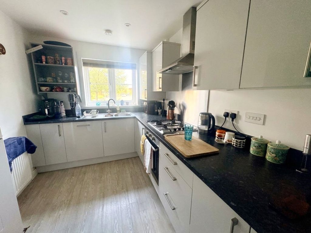 Property photo 3 of 9 Picture No. 06
