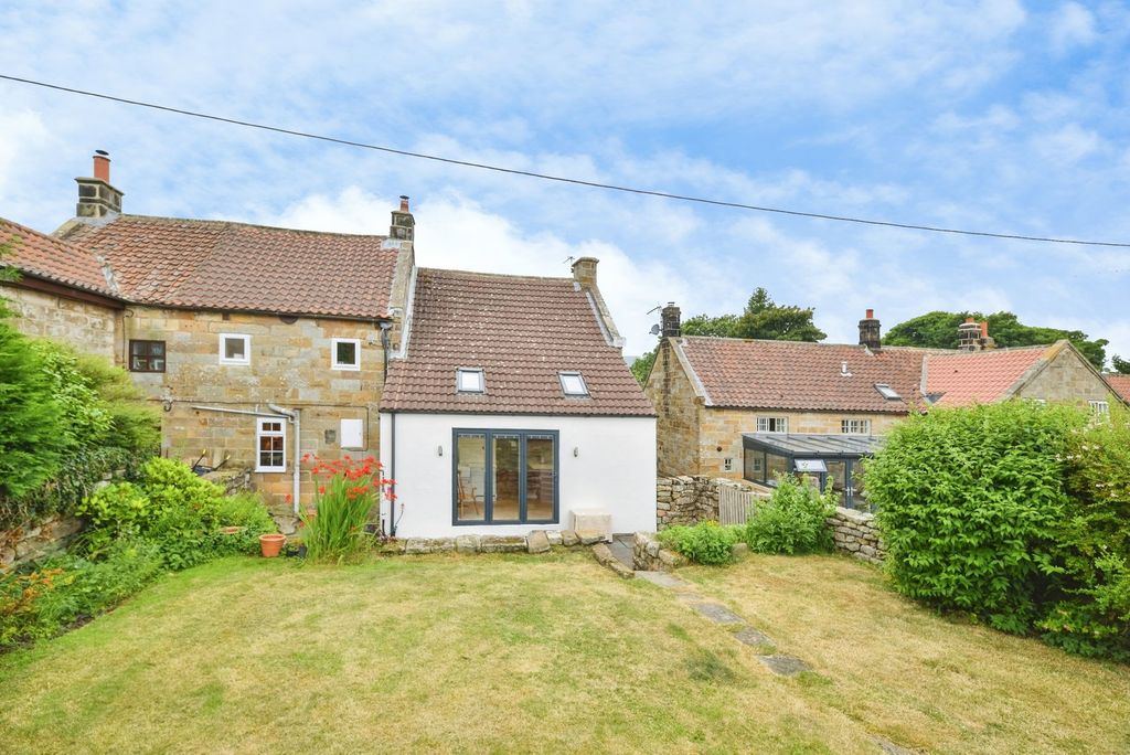 Property photo 1 of 25