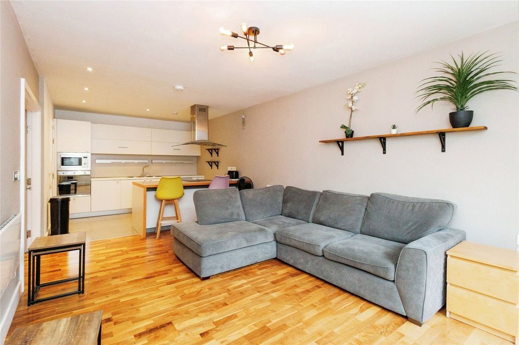 Property photo 3 of 15 Photography