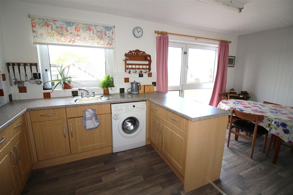 Property photo 3 of 15 Img_2394.Jpg