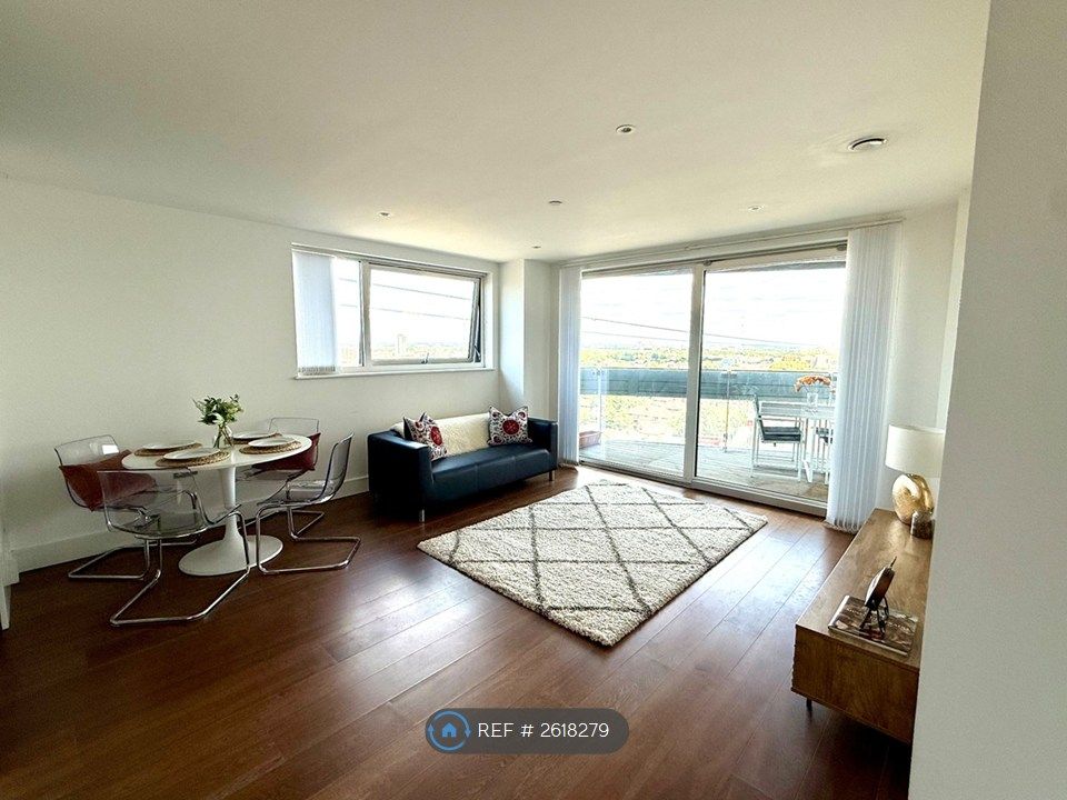 Property photo 2 of 6