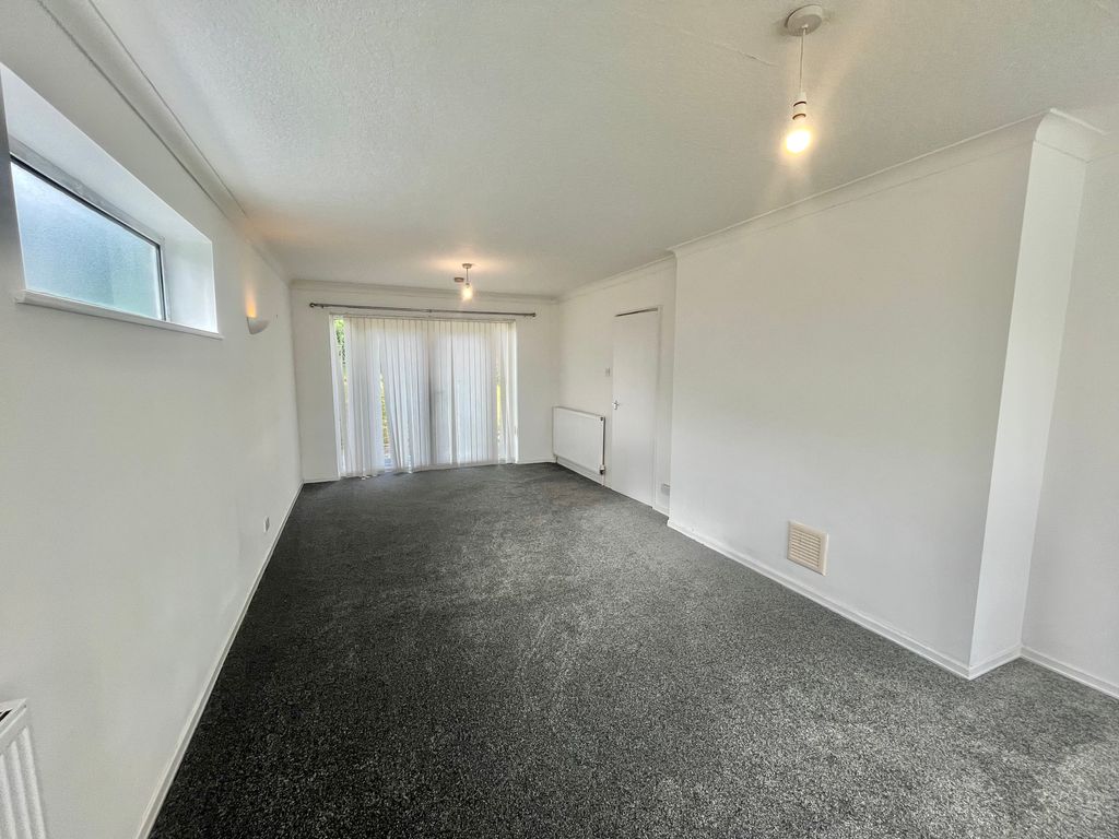 Property photo 3 of 13 Image