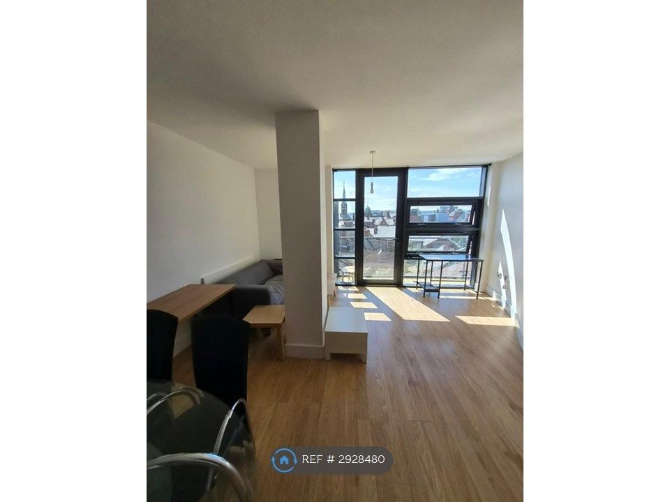 Property photo 3 of 12