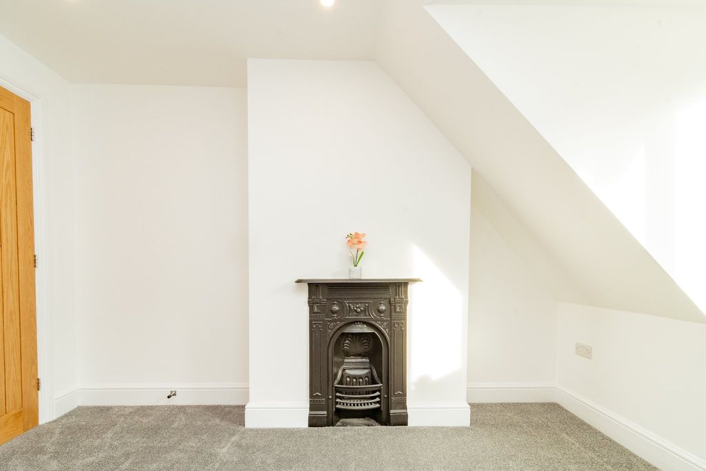 Property photo 2 of 12 Dsc_1095