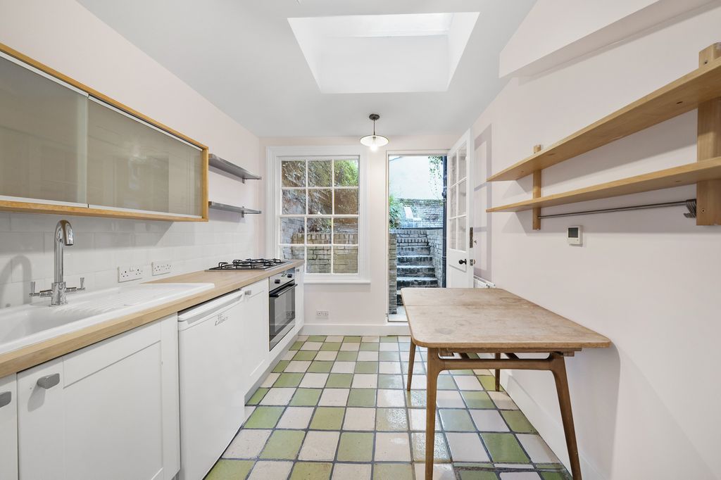 Property photo 3 of 15 Dsc06937