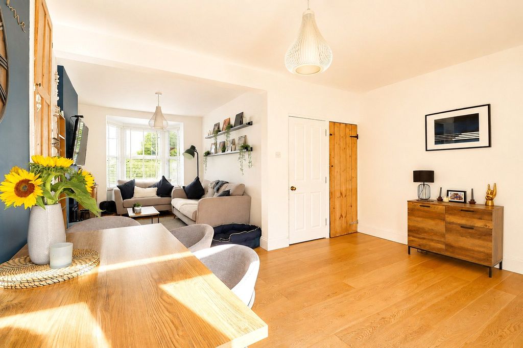 Property photo 2 of 13 Picture No. 08
