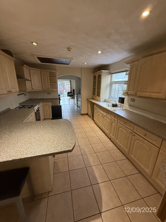 Property photo 2 of 23 Gallery