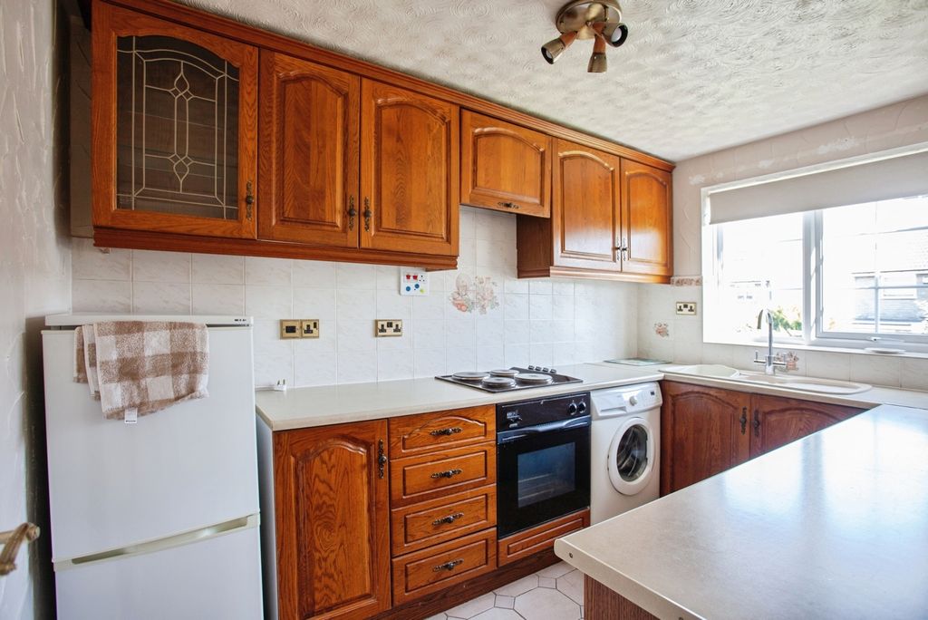 Property photo 2 of 16 Pbox-Img.Jpg