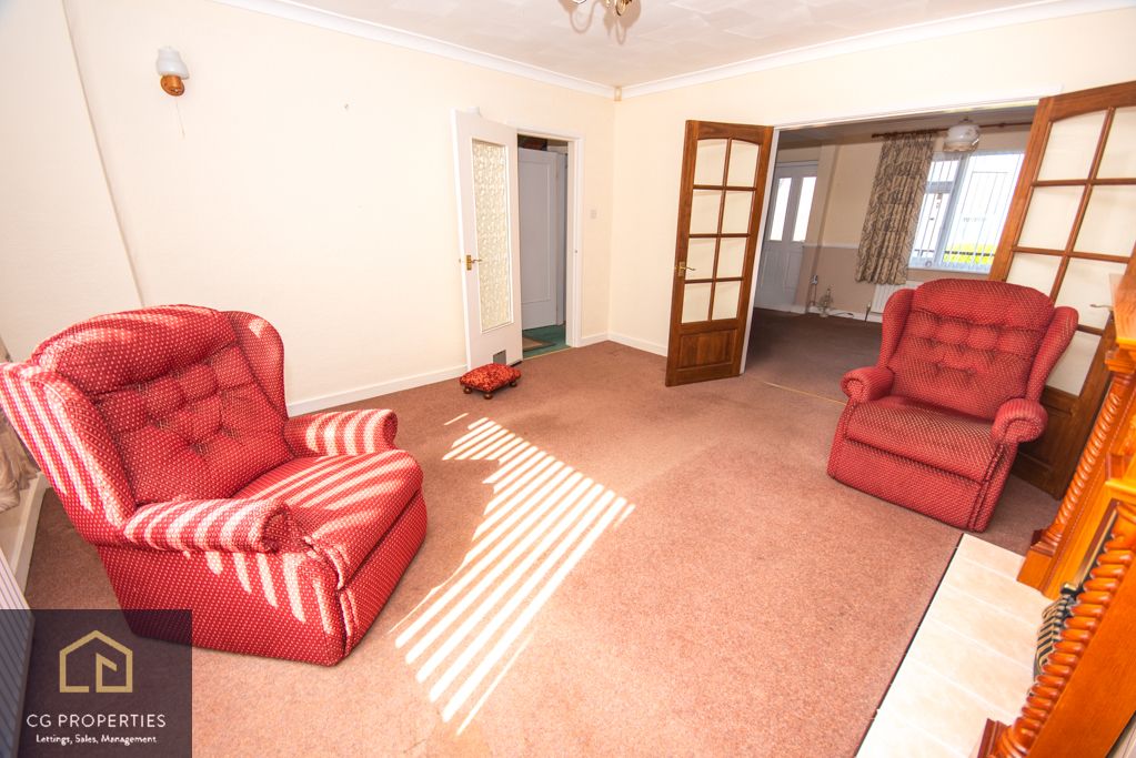 Property photo 2 of 21