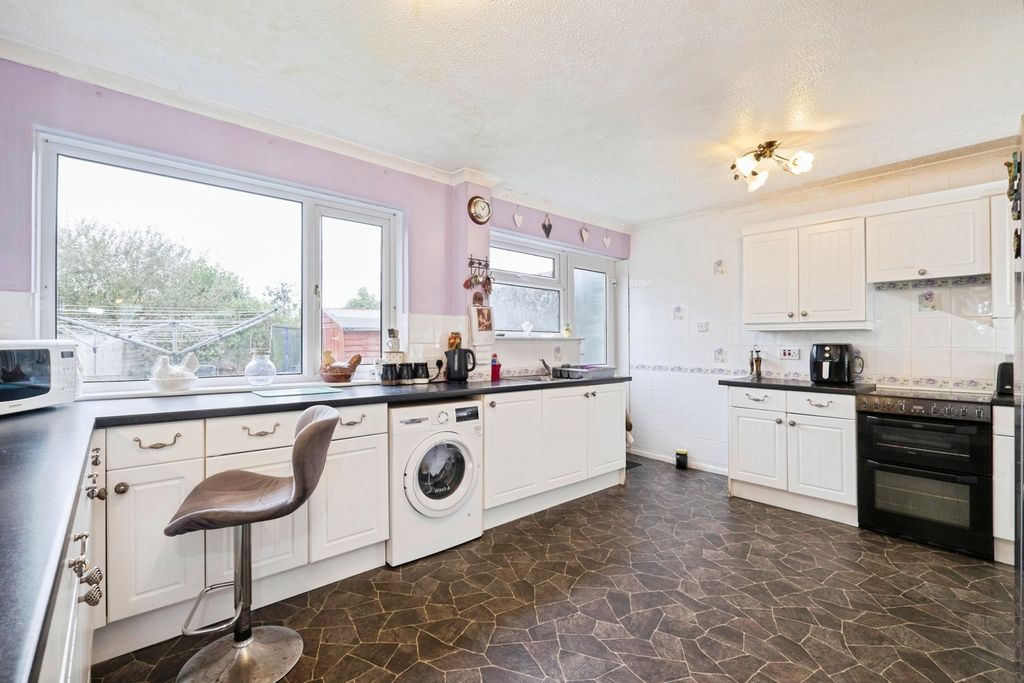 Additional image 7 of 5 bed end terrace house for salePolventon Close, Heamoor, Penzance, Cornwall TR18