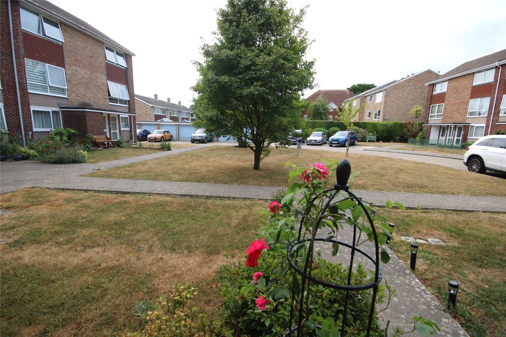 Property photo 2 of 12 Picture No. 10