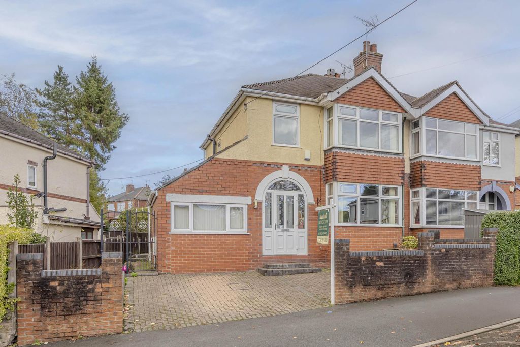 Property photo 1 of 27