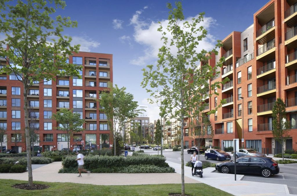 Property photo 3 of 6