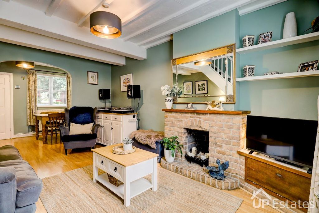 Property photo 3 of 19