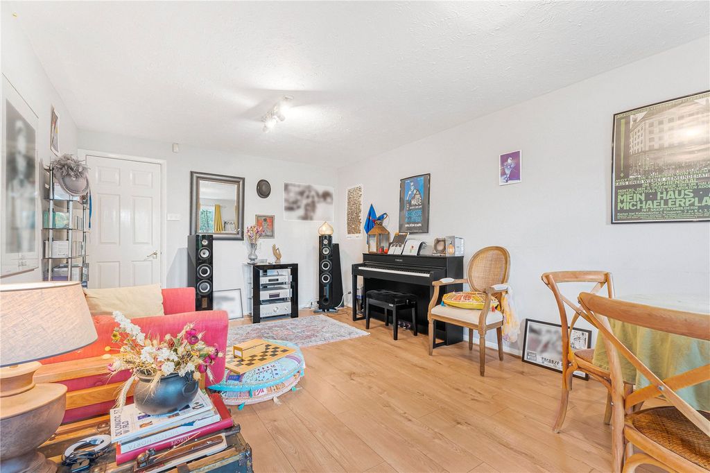 Property photo 2 of 11 Picture No. 07