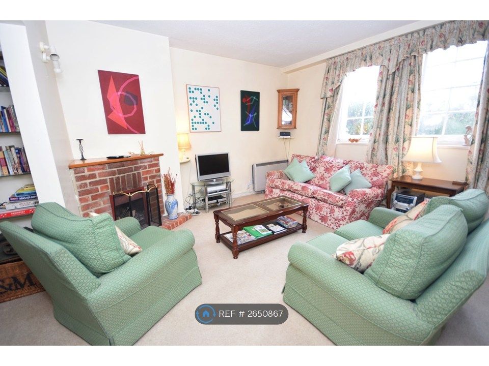 Property photo 3 of 18