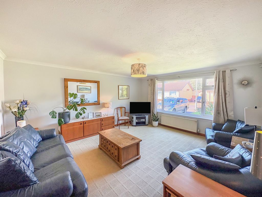 Property photo 2 of 30