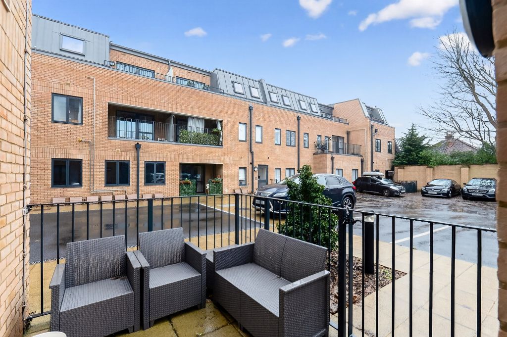 Property photo 3 of 13